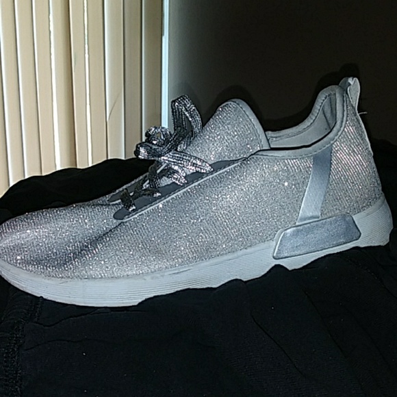 Shoes - Picture 1 of 1